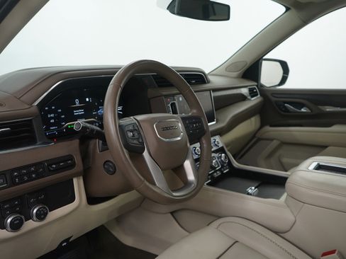 Used 2022 GMC Yukon Denali image 18
