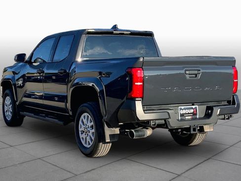 Used 2024 Toyota Tacoma SR RWD image 11