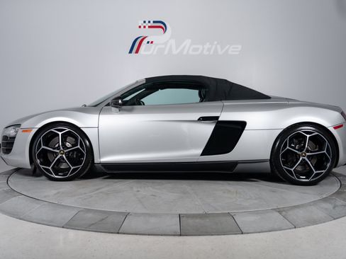 Used 2012 Audi R8 V10 AWD/4WD image 17