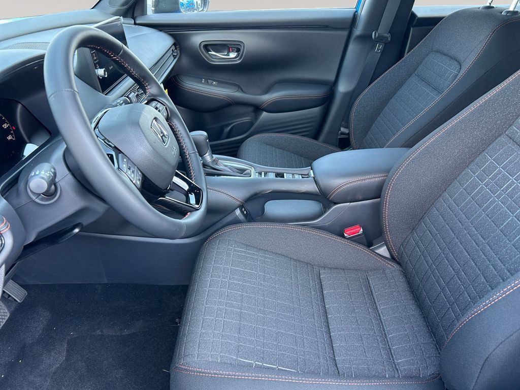 New 2026 Honda HR-V Sport image 9