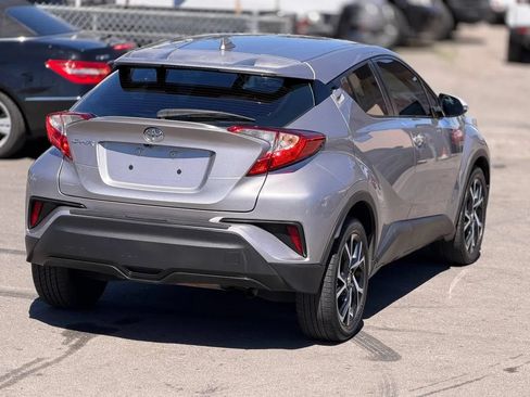 Used 2018 Toyota C-HR XLE FWD image 17