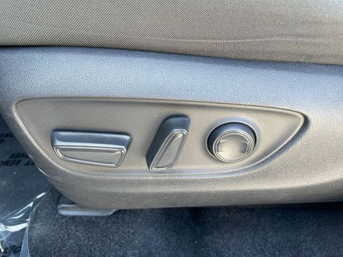 Used 2025 Toyota RAV4 XLE w/ Weather Package image 22