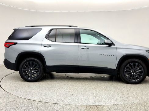 Used 2023 Chevrolet Traverse RS AWD/4WD image 4