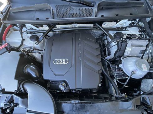 Used 2024 Audi Q5 2.0T Premium image 29