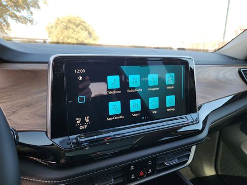 New 2026 Volkswagen Atlas SE image 19