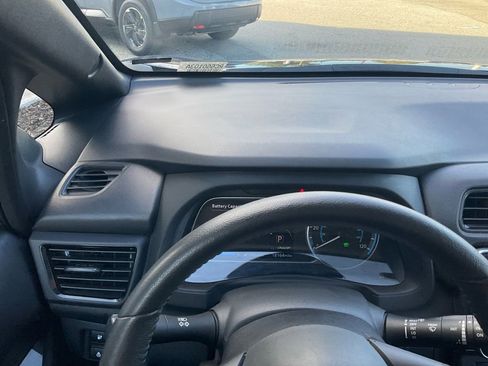 Used 2024 Nissan Leaf SV Plus image 26