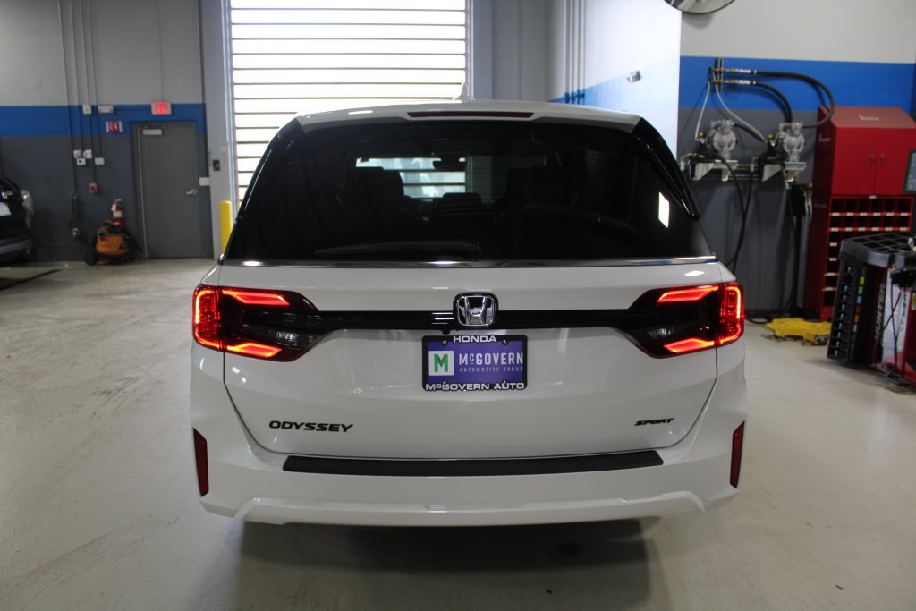 New 2026 Honda Odyssey Sport-L image 11