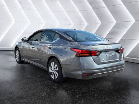 Used 2025 Nissan Altima 2.5 S image 6