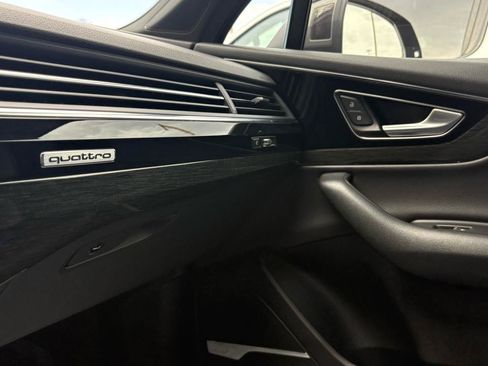 Used 2018 Audi Q7 3.0T Prestige w/ Prestige Package AWD/4WD image 27