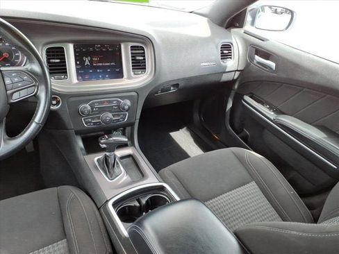 Used 2023 Dodge Charger SXT RWD image 7