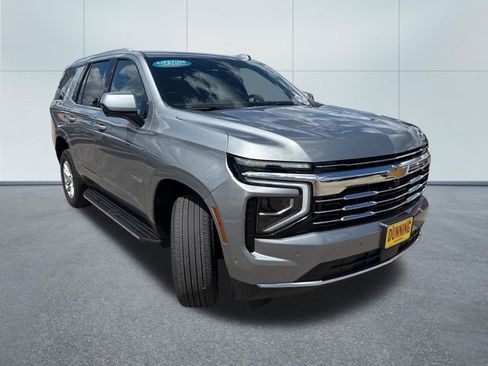 Used 2025 Chevrolet Tahoe LT AWD/4WD image 5