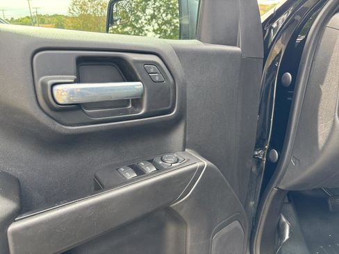 Used 2021 Chevrolet Silverado 1500 Custom image 21