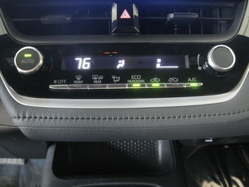 Certified 2023 Toyota Corolla SE image 14