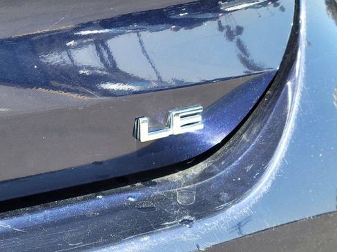 Used 2025 Toyota Highlander LE FWD image 25