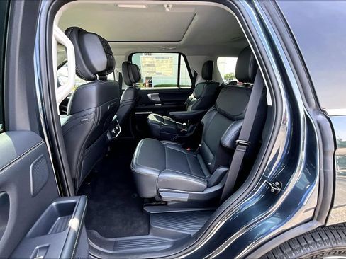 New 2026 Ford Expedition Platinum w/ Driver's Package AWD/4WD image 10