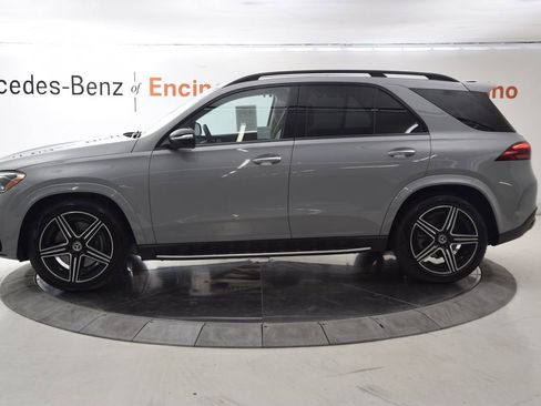 Certified 2025 Mercedes-Benz GLE 450 4MATIC w/ AMG Line Exterior image 3
