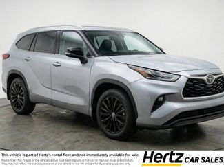 Used 2025 Toyota Highlander XSE video 1