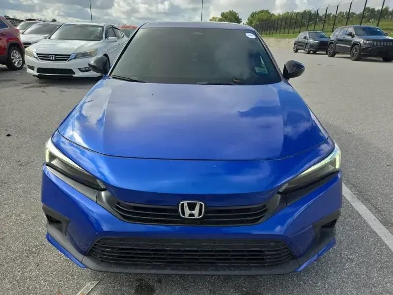 Used 2023 Honda Civic Sport image 6