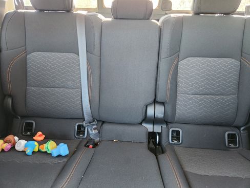 Used 2023 Jeep Gladiator Mojave w/ Cold Weather Group image 27