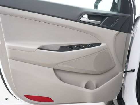 Used 2020 Hyundai Tucson SEL AWD/4WD image 18