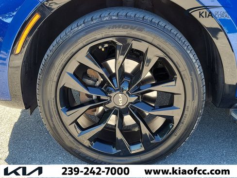Certified 2022 Kia Sorento SX AWD/4WD image 6