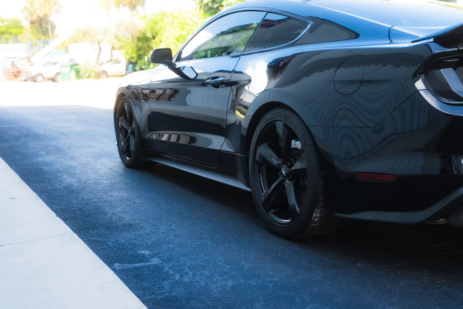 Used 2021 Ford Mustang GT Premium w/ Black Accent Package RWD image 11