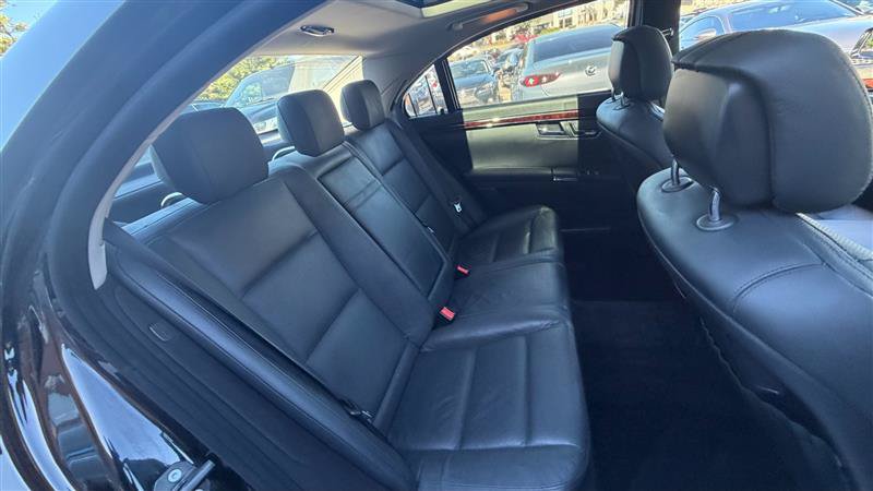 Used 2011 Mercedes-Benz S 550 4MATIC w/ Sport & Premium Pkgs image 13