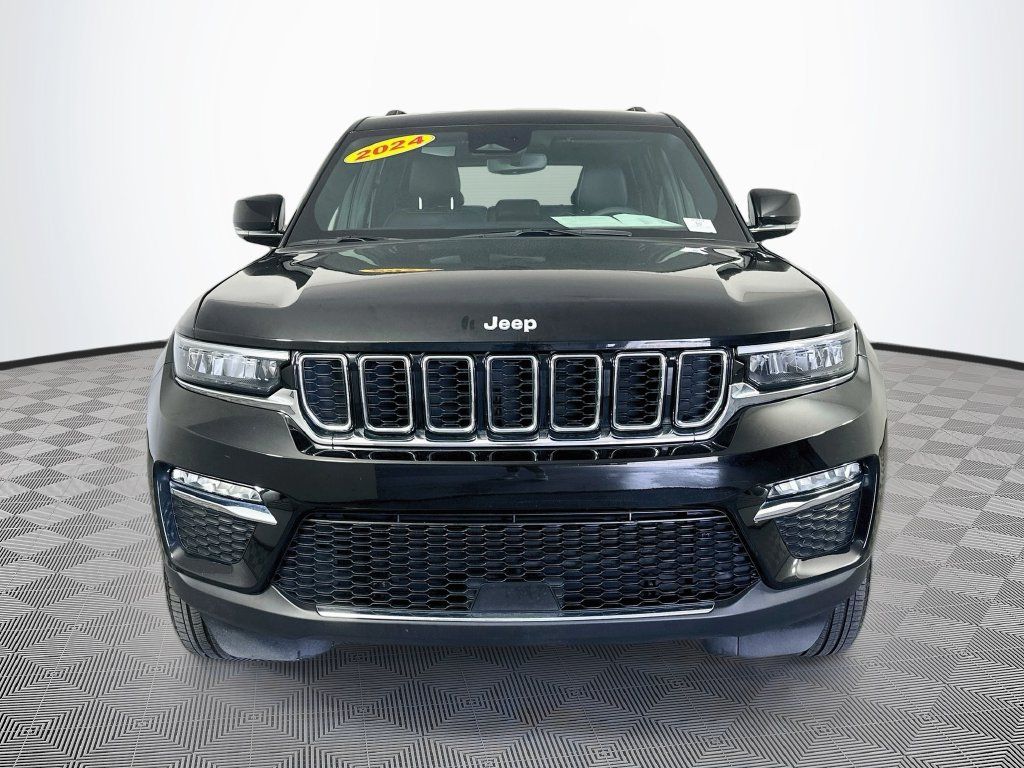 Certified 2024 Jeep Grand Cherokee Limited AWD/4WD image 4