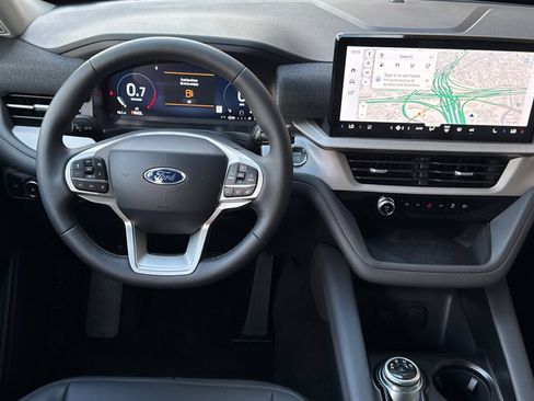 New 2026 Ford Explorer Active image 13