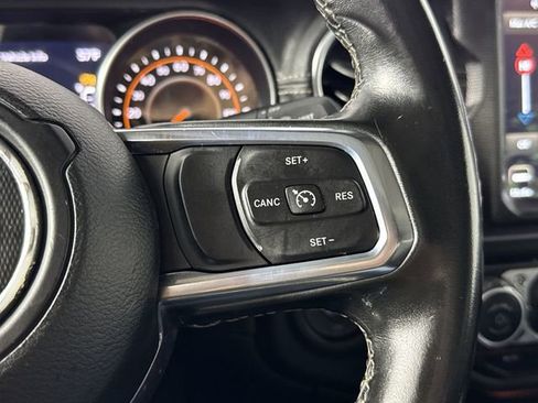 Used 2020 Jeep Gladiator Overland w/ Popular Equipment Package image 24