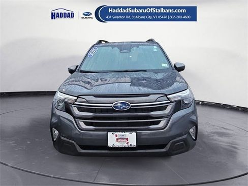 Certified 2025 Subaru Forester Premium image 8