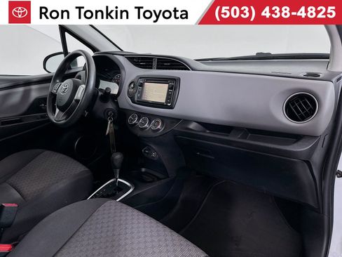 Certified 2016 Toyota Yaris LE image 25