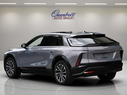Certified 2024 Cadillac Lyriq Sport AWD/4WD image 6