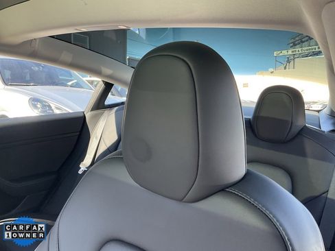 Used 2023 Tesla Model 3 Standard Range image 18