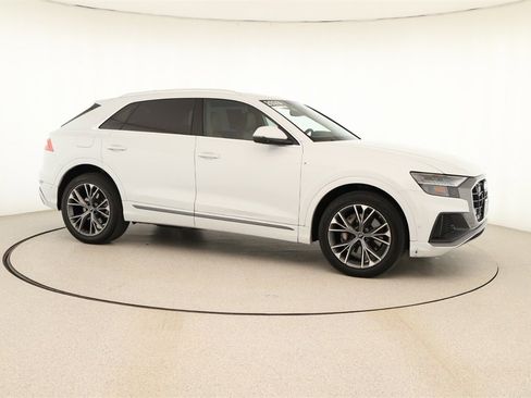 Certified 2023 Audi Q8 Prestige w/ Prestige Package image 9
