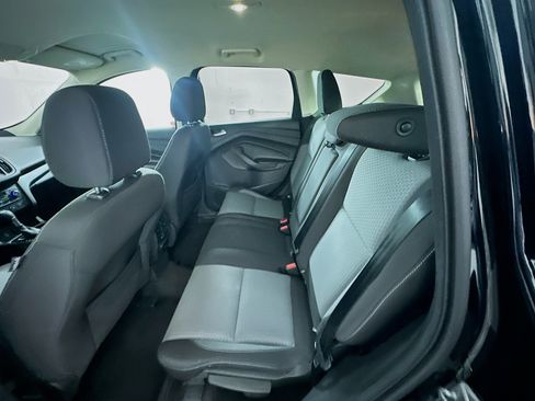 Used 2017 Ford Escape SE w/ Equipment Group 201A image 32