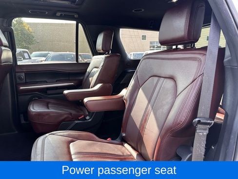 Used 2023 Ford Expedition Limited image 18