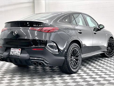 Used 2026 Mercedes-Benz GLC 43 AMG 4MATIC image 11