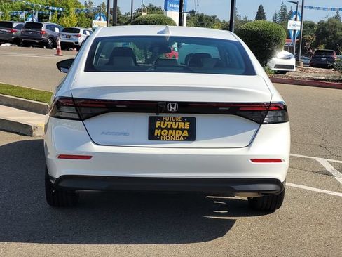 New 2026 Honda Accord LX image 6