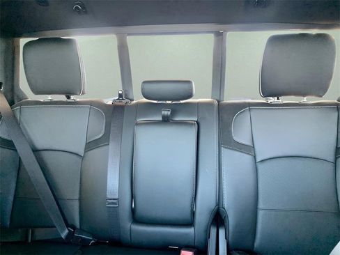 New 2026 RAM 2500 Laramie AWD/4WD image 42