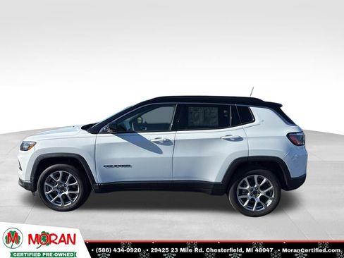 Used 2025 Jeep Compass Limited image 2
