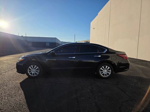 Used 2018 Nissan Altima 2.5 S w/ S Convenience Package image 4