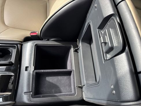 Used 2024 INFINITI QX80 Premium Select w/ Cargo Package image 27