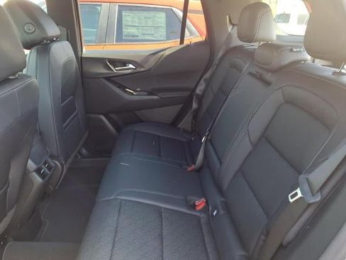 New 2026 Chevrolet Equinox LT FWD image 17
