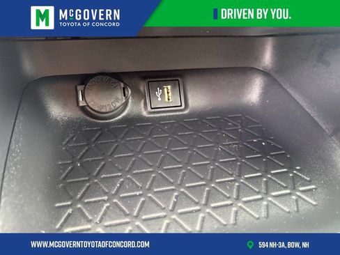Used 2023 Toyota RAV4 XLE w/ Convenience Package AWD/4WD image 25