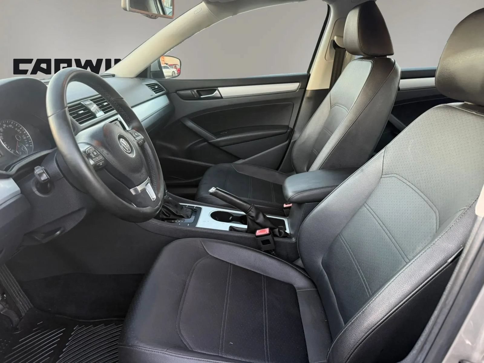 Used 2013 Volkswagen Passat 2.5 SE FWD image 11