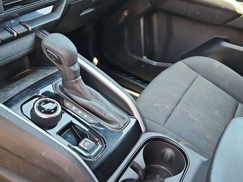 Used 2024 Chevrolet Colorado Trail Boss w/ Technology Package AWD/4WD image 20