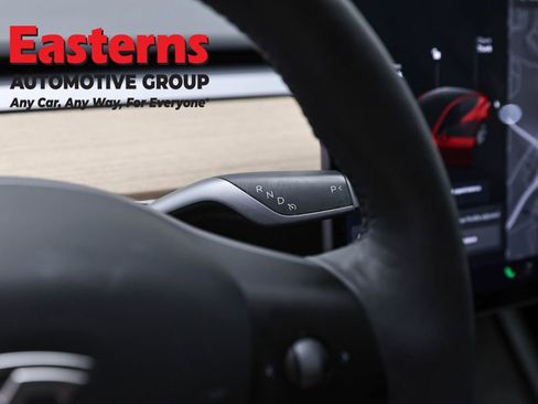 Used 2021 Tesla Model Y Long Range AWD/4WD image 13