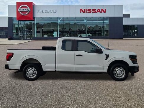 Used 2024 Ford F150 XL RWD image 8