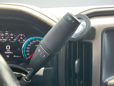 Used 2018 GMC Sierra 2500 Denali w/ Duramax Plus Package AWD/4WD image 15